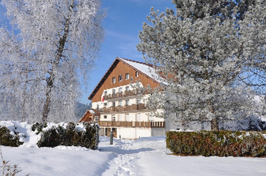 La Roche Du Tresor Village Vacances Longevilles-Mont-d'Or Экстерьер фото